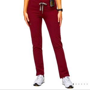 Figs Yola Skinny Scrub Pants in Burgundy